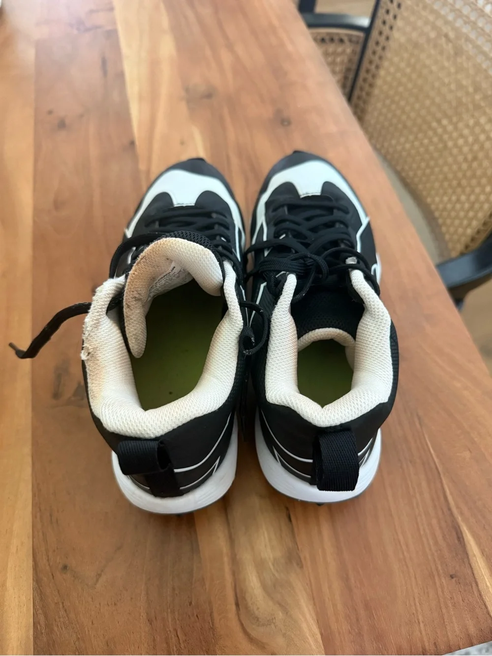 Youth Under Armour Baseball Cleats